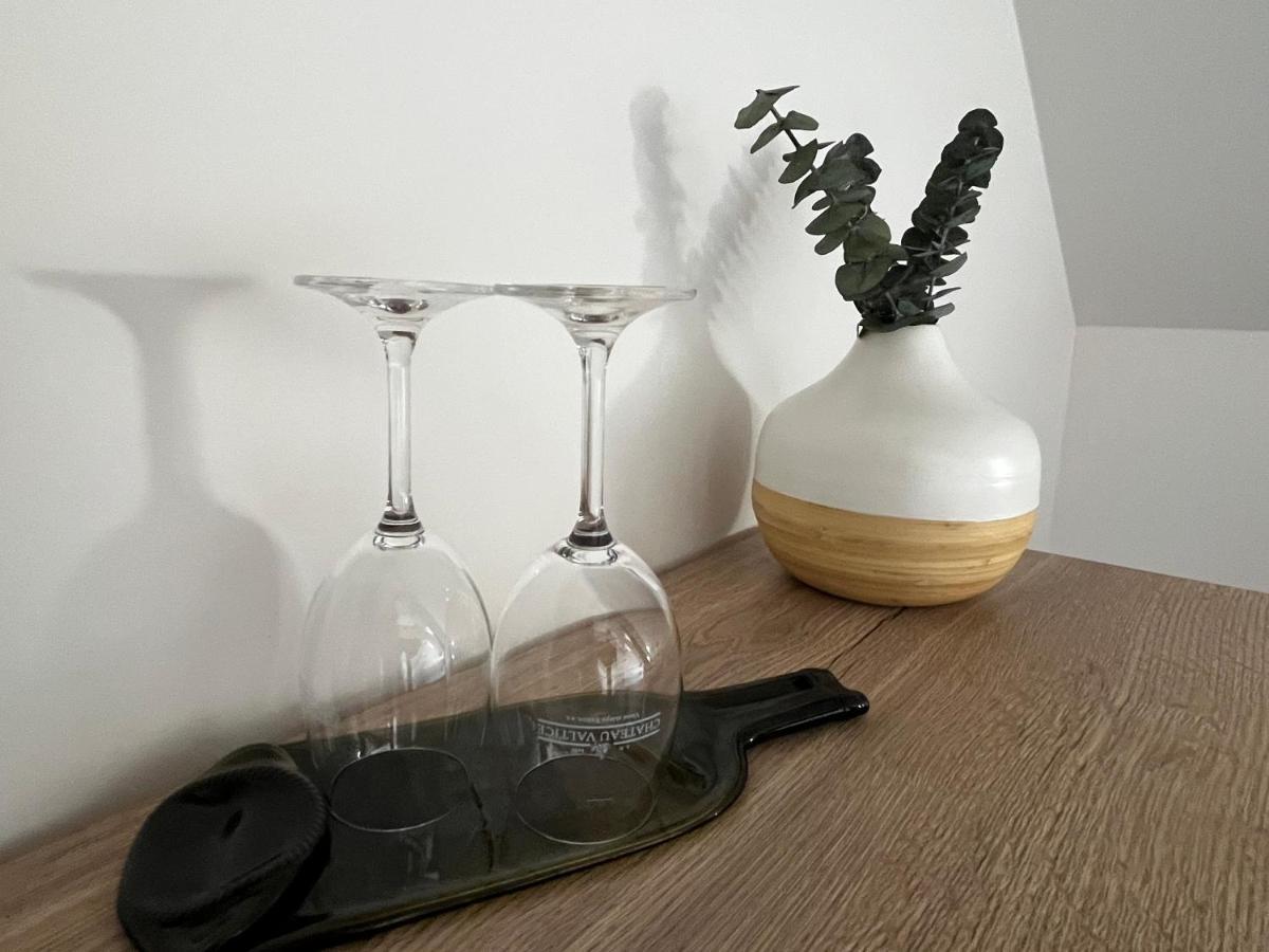 Penzion A Restaurace Zamecka Vratnica Vizovice Eksteriør billede
